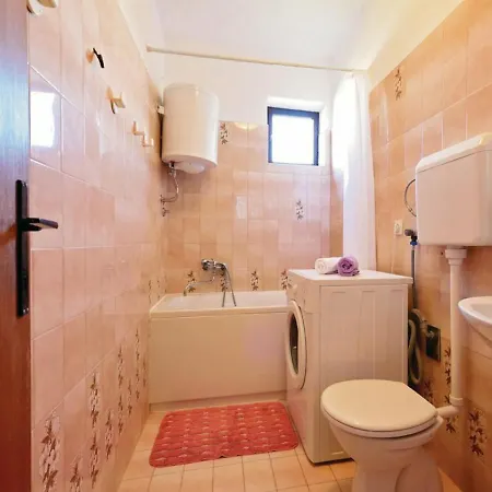 Дом отдыха Oliva Raslina