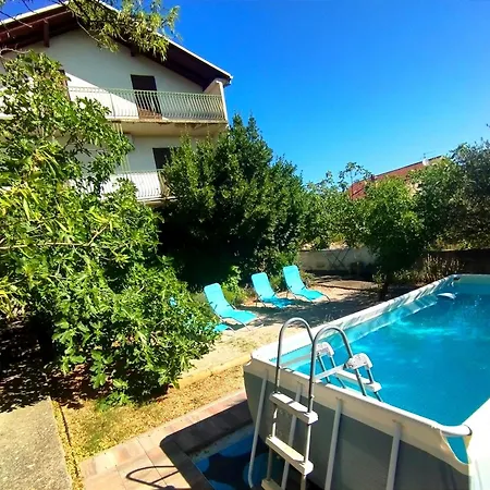 Oliva Ferienhaus Raslina